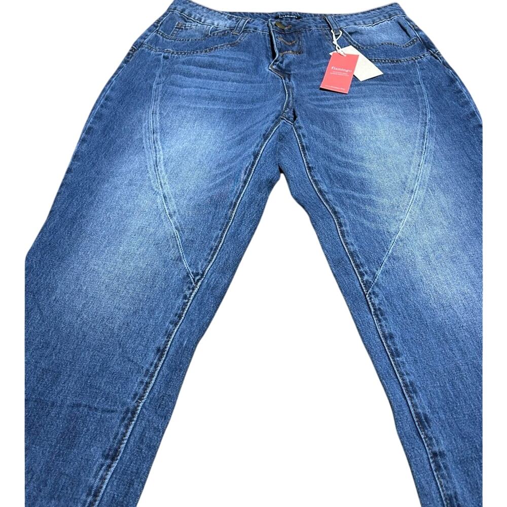 NWT Women's flamingo Blue Jeans w/ three buttons in front 30x30